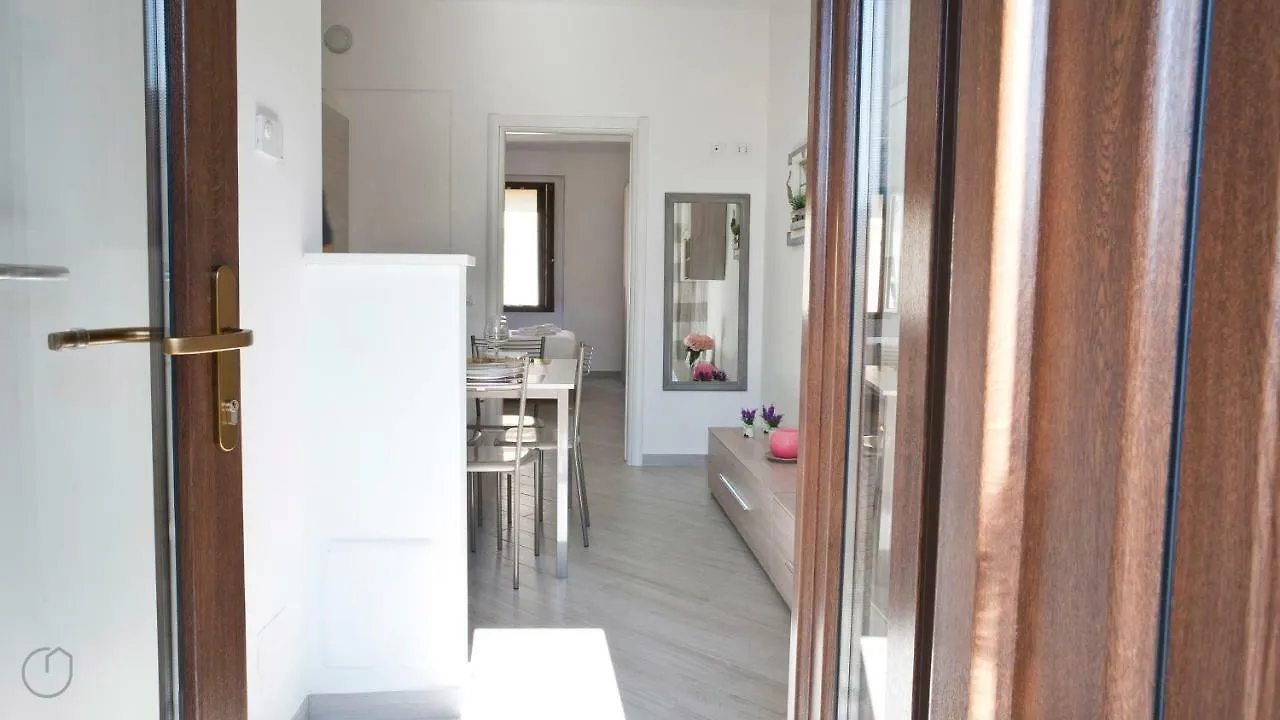 Italianway-Cornalia 8 Apartment Milan 0*,